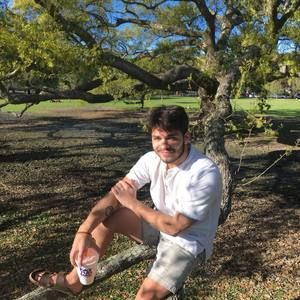 Meet your Posher, Eli